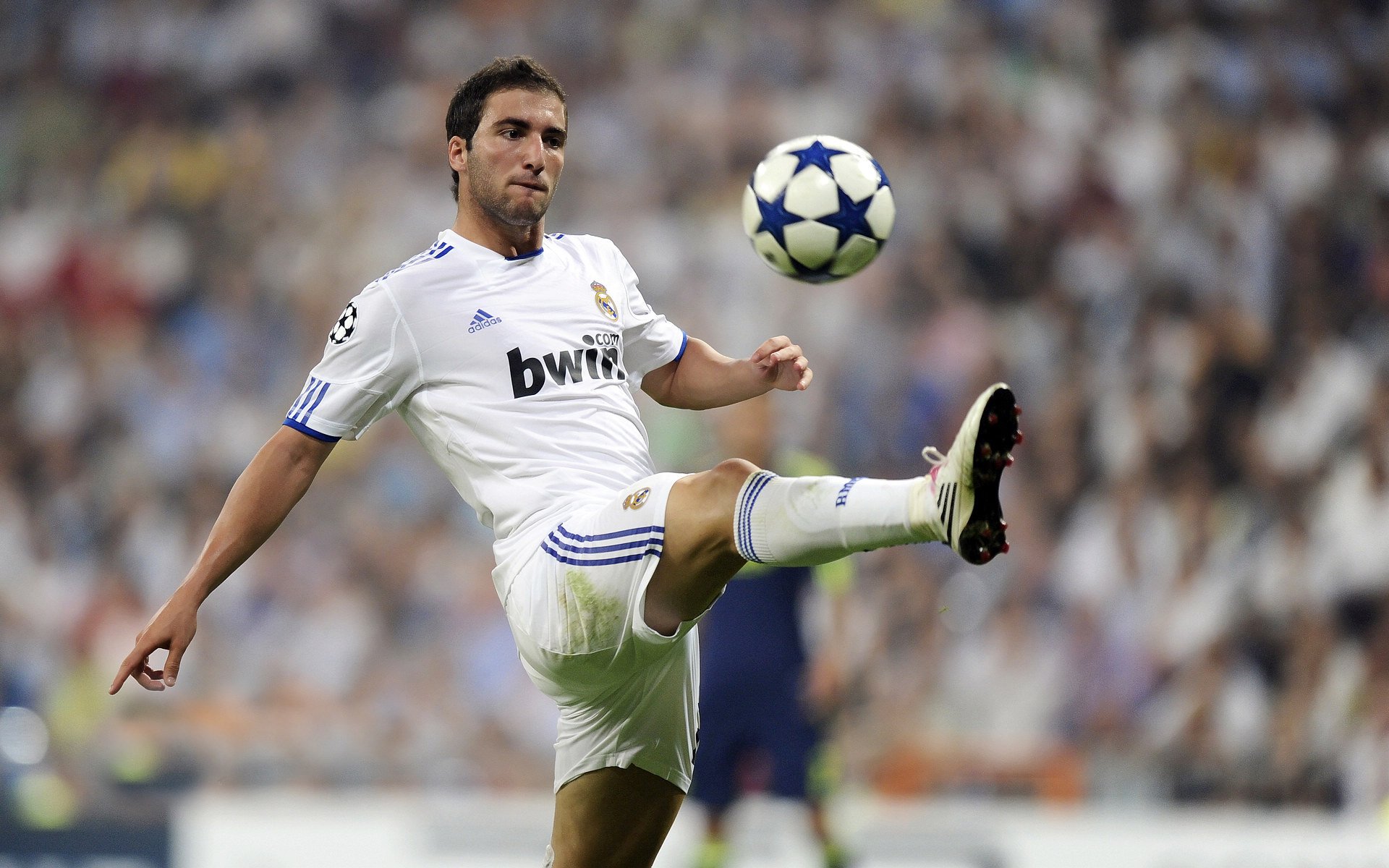 五大联赛最具统治力的球队如何打造，五大联赛良心球队